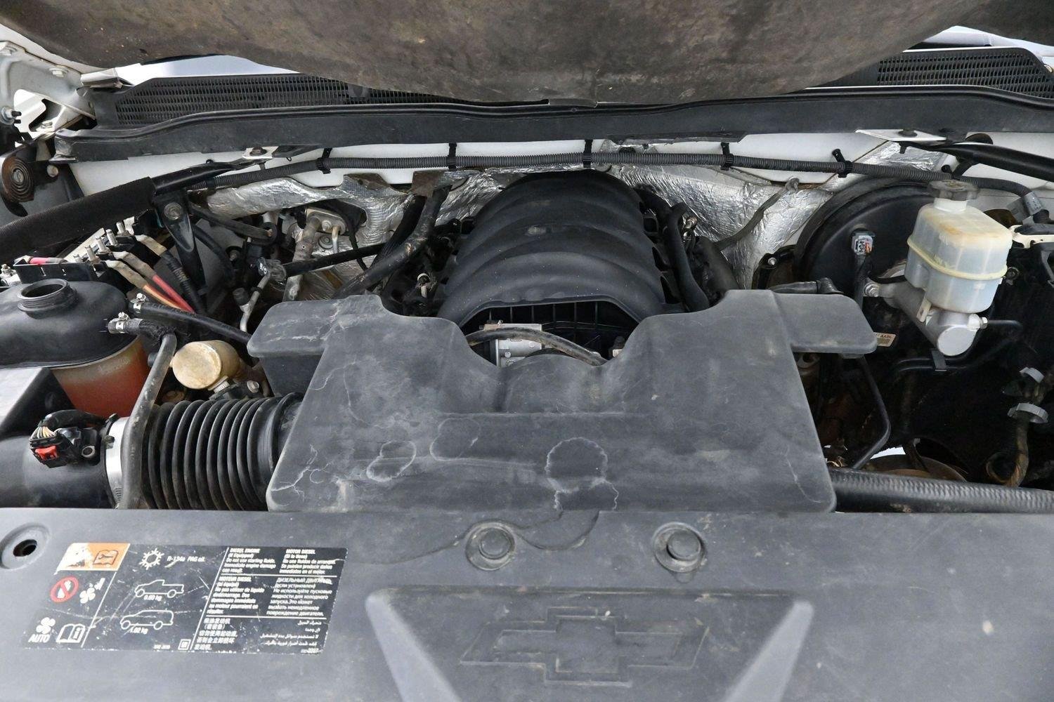 Used 2014 Summit White Chevrolet Work Truck image 30