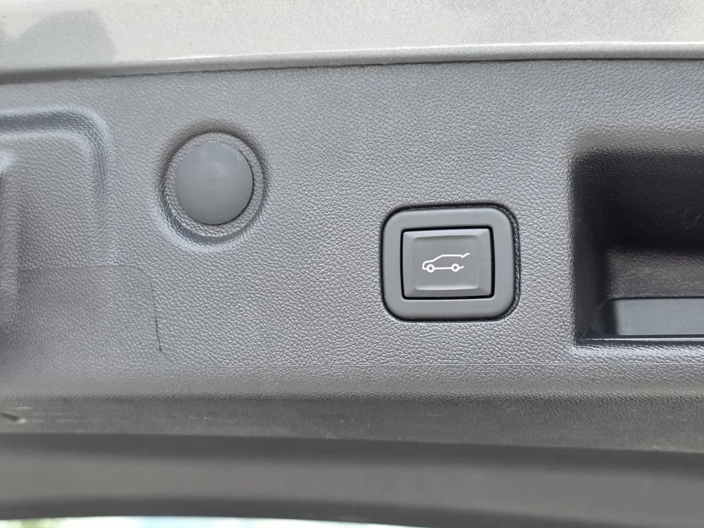 Used 2024 Sterling Gray Metallic Chevrolet LT image 13