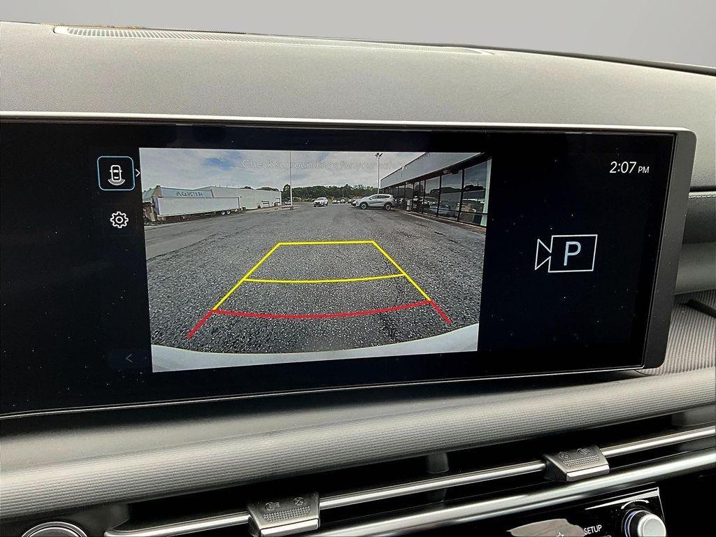 New 2026 White Hyundai SEL AWD image 21