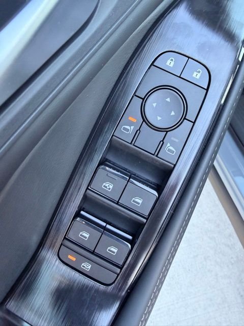 New 2026 Boulder Gray Pearl Nissan SV image 20