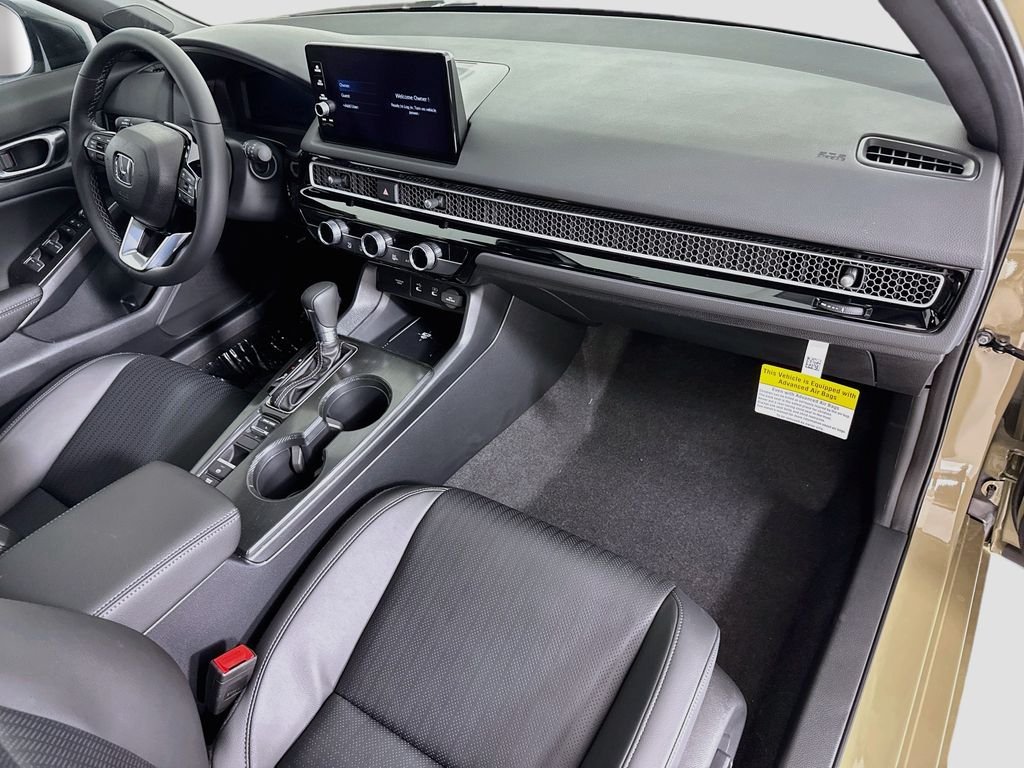 New 2026 Sand Dune Pearl Honda Sport Touring image 18