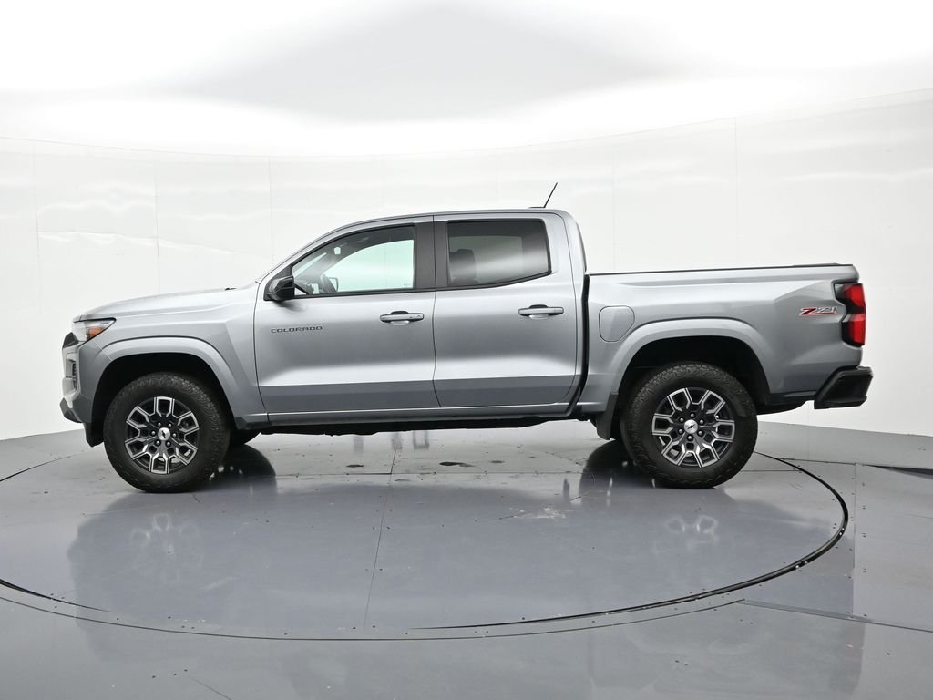 2023 Chevrolet Colorado Z71 - Photo 8