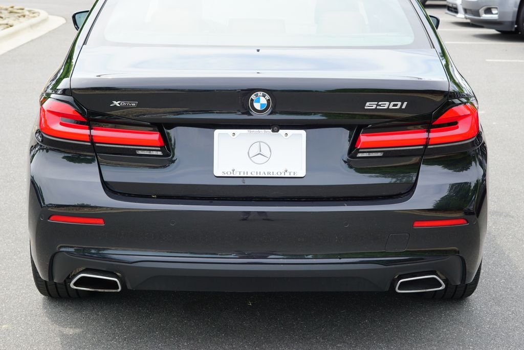 Used 2023 Black Sapphire Metallic BMW 530i xDrive image 16