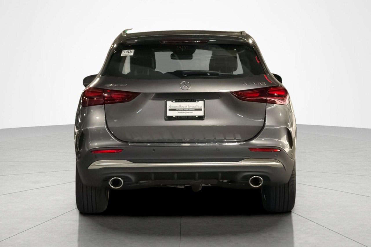 New 2026 Mountain Grey Metallic Mercedes-Benz AMG® GLA 35 4MATIC SUV image 4
