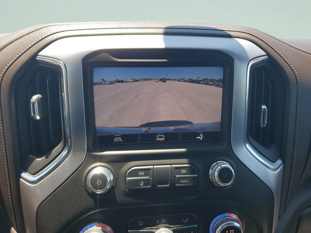 Used 2021 CAYENNE RED TINTCOAT GMC SLT image 18