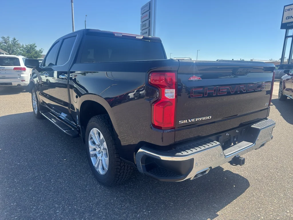 Used 2022 Dark Ash Metallic Chevrolet LTZ image 8