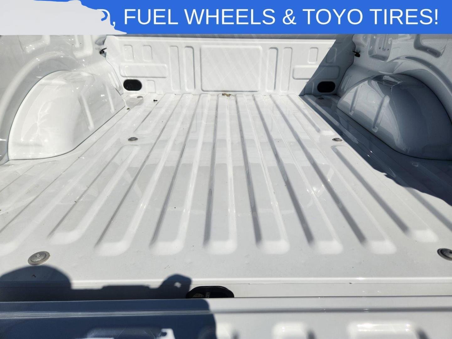 New 2026 Oxford White Ford XLT image 23