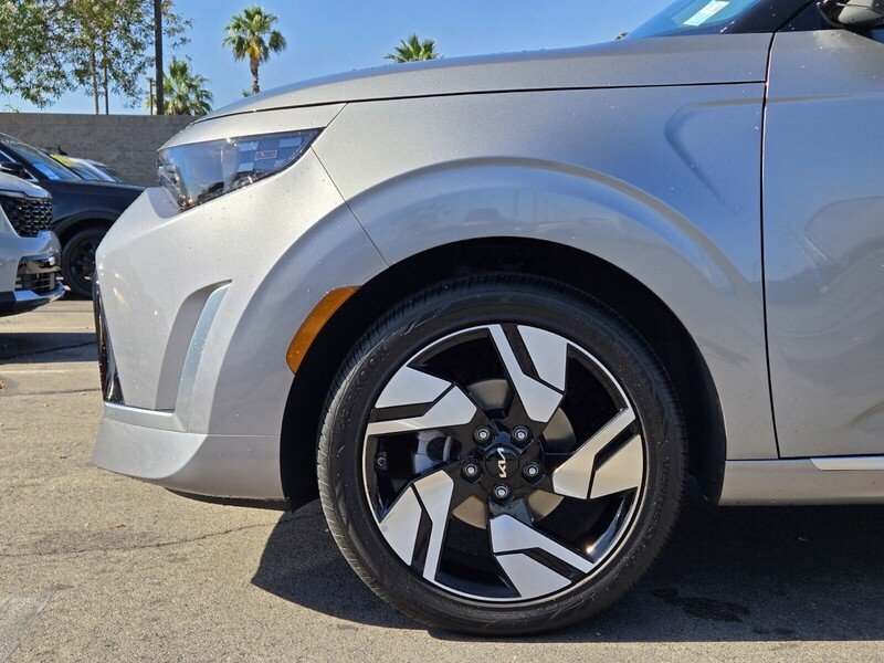 Used 2025 Gray Kia GT-Line image 10