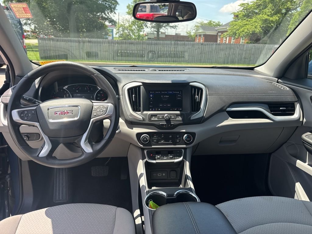 Used 2024 Blue GMC SLE image 18