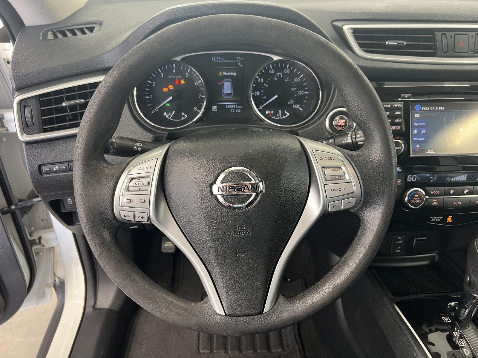 Used 2016 Pearl White Nissan SV image 15