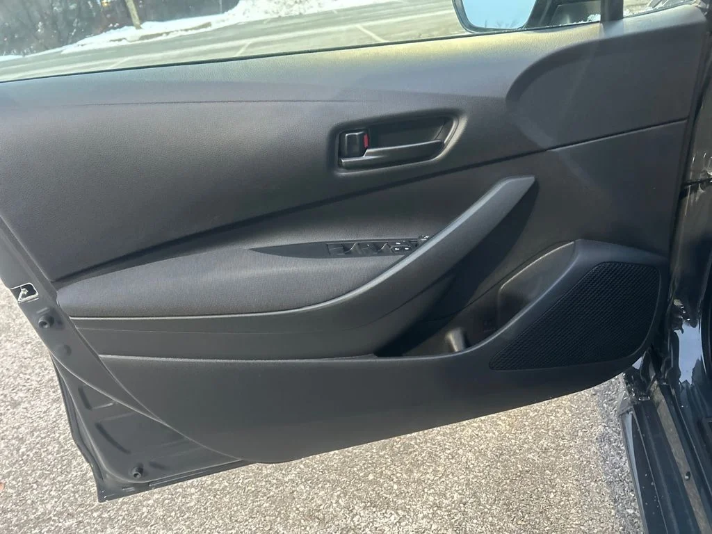 2026 Toyota Corolla LE - Photo 18