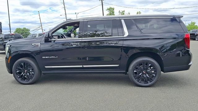 2026 GMC Yukon XL Denali - Photo 7
