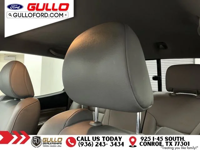Used 2014 Black Toyota Base image 17