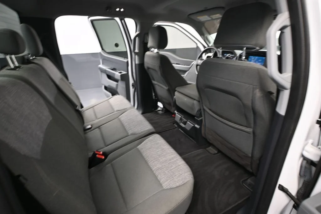 Used 2023 White Ford XLT image 40