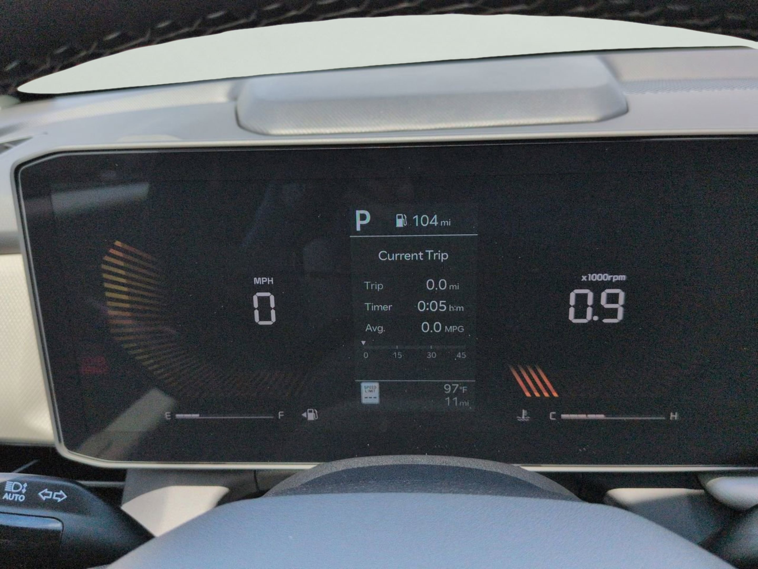 New 2027 Ivory Silver Kia LX image 24