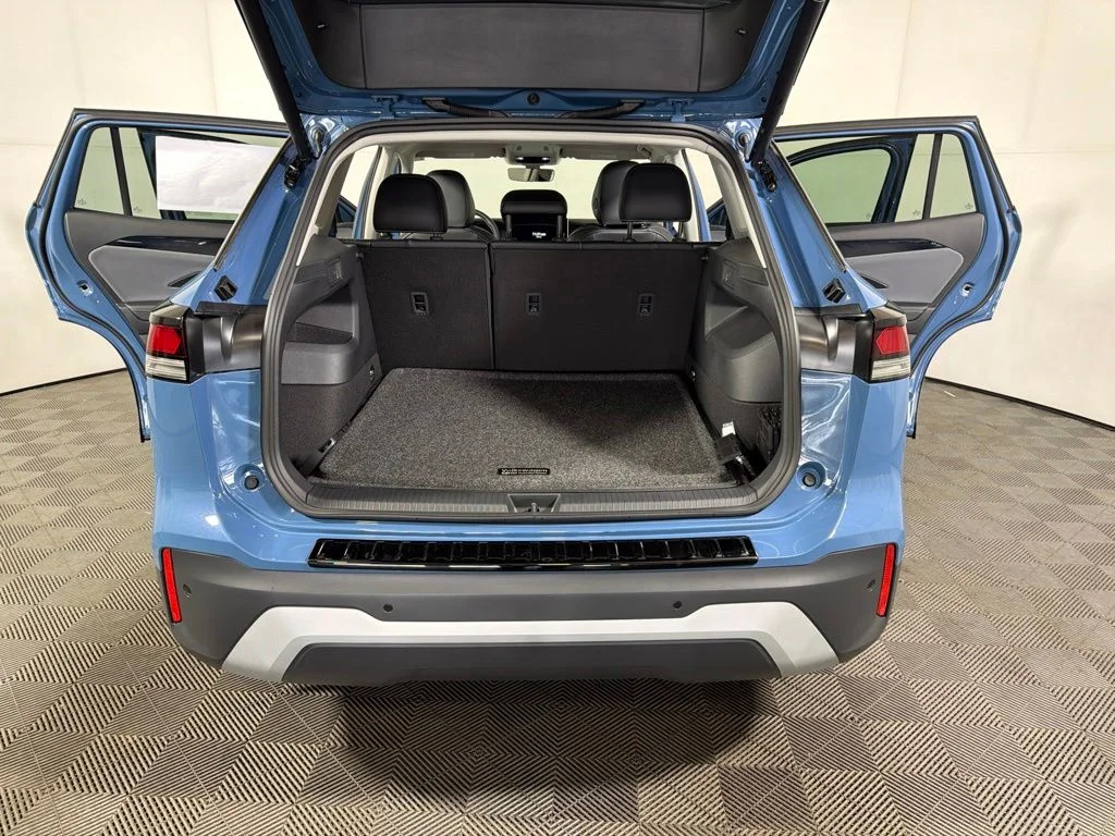 New 2026 Blue Volkswagen 2.0T SE image 21