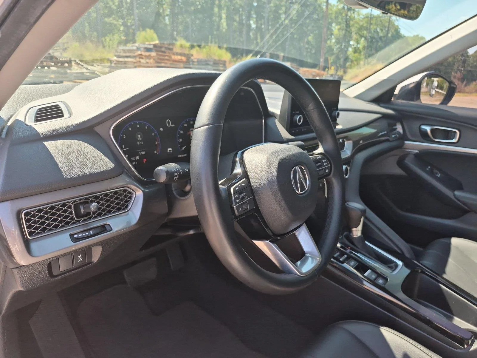 Used 2024 Platinum White Pearl Acura  image 18