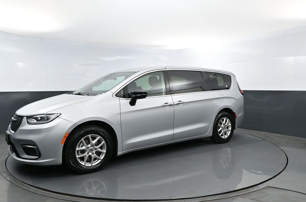 2024 Chrysler Pacifica