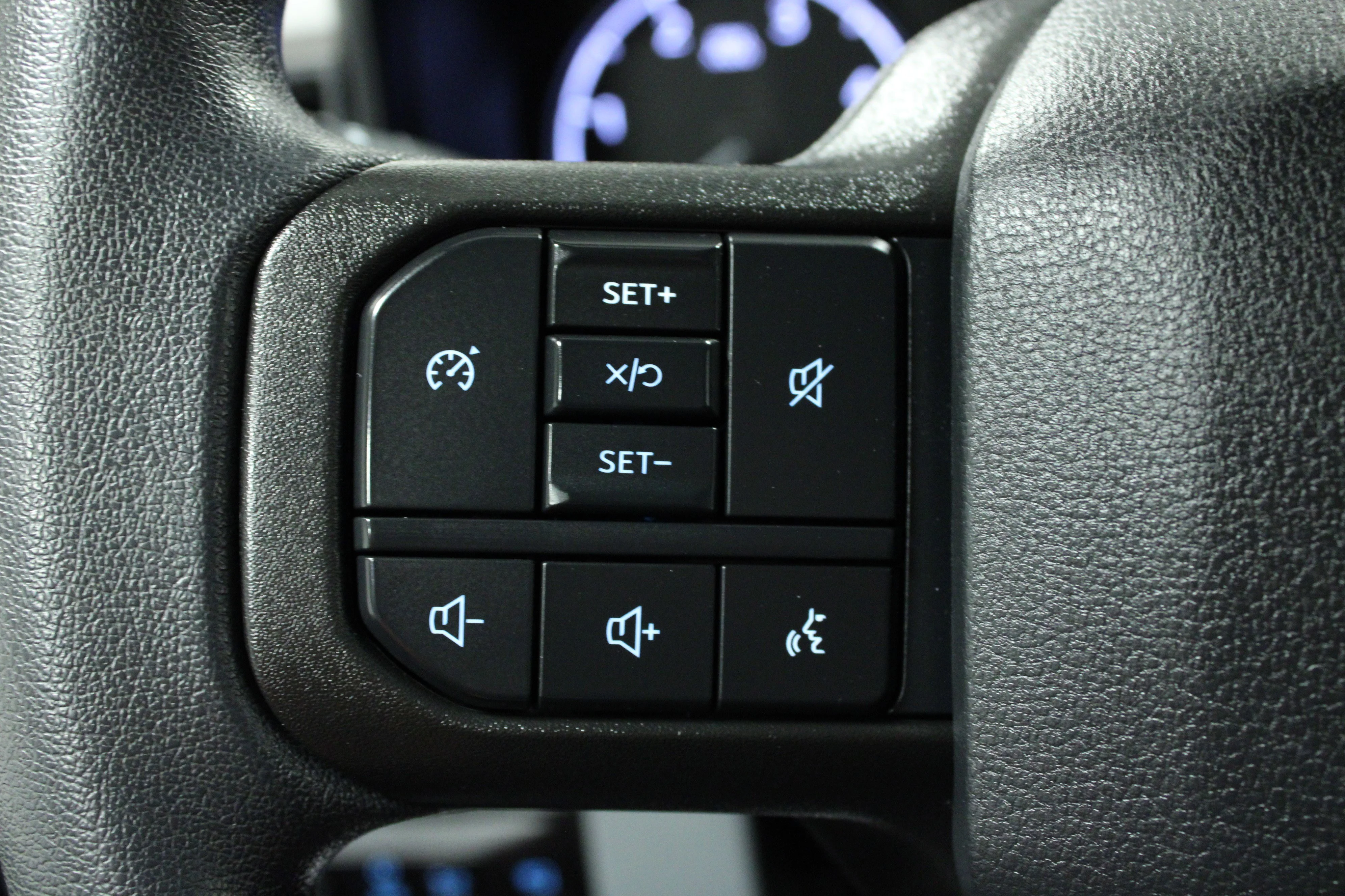 Used 2026 Oxford White Ford XLT image 20