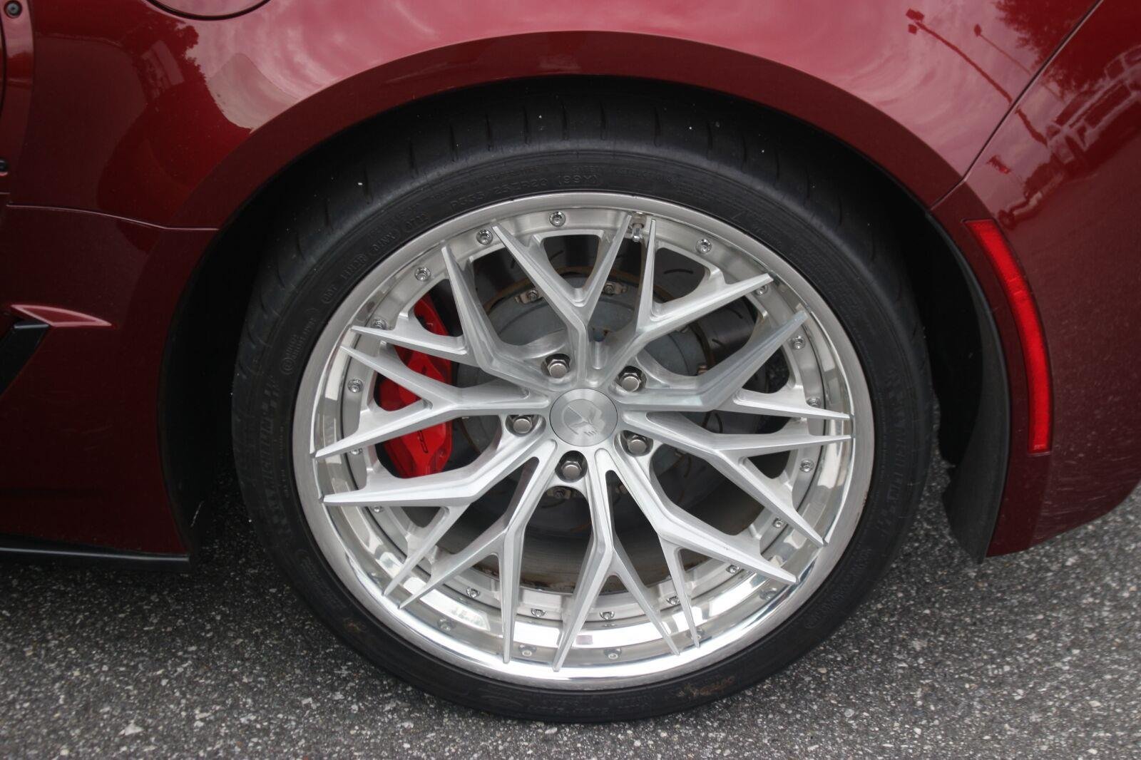 Used 2019 LONG BEACH RED METALLIC TINTCOAT Chevrolet Z06 2LZ image 40