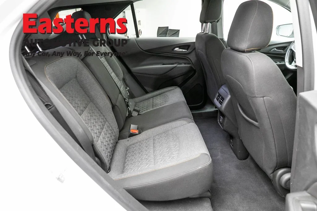 Used 2022 White Chevrolet LT image 23
