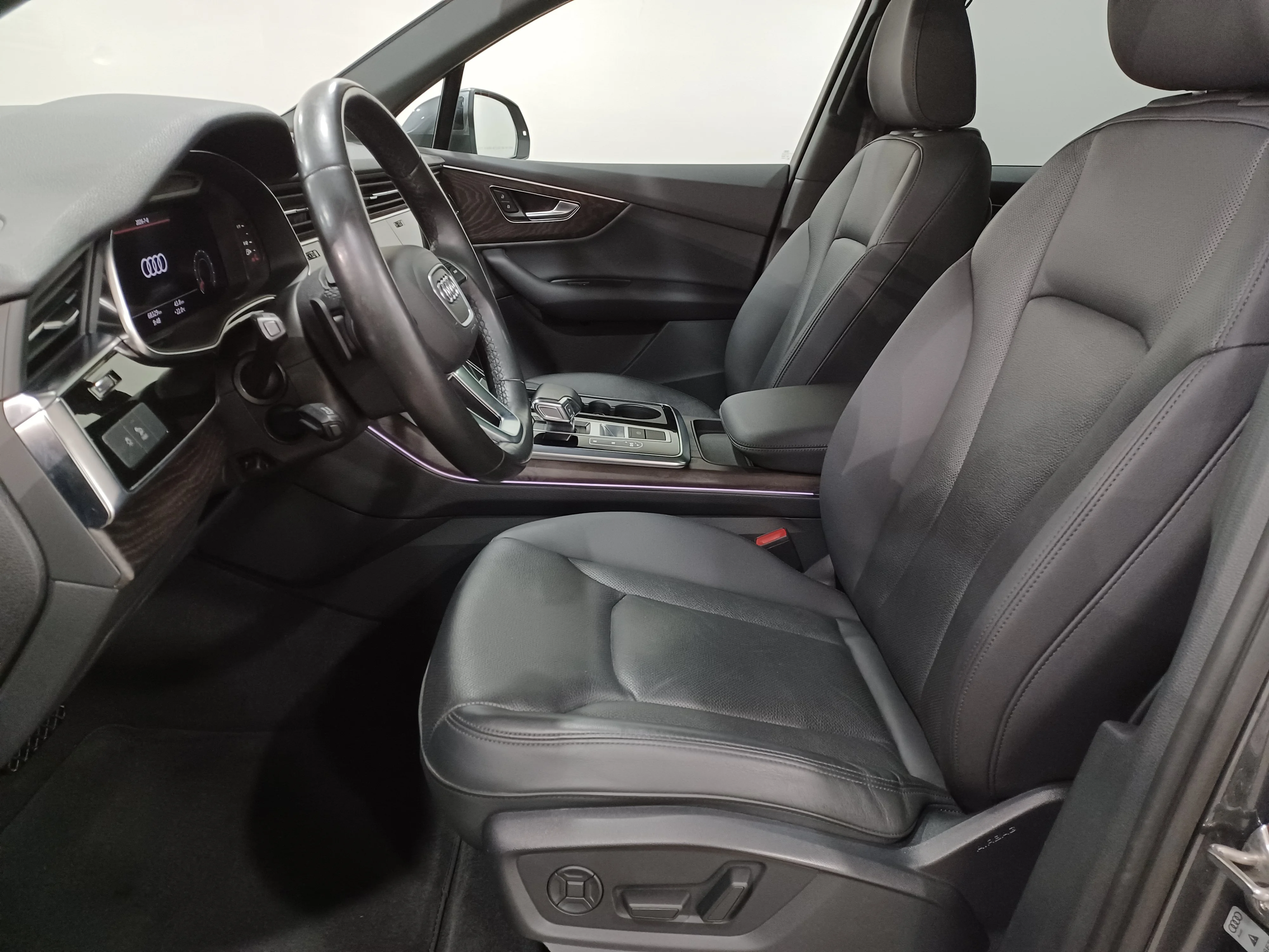 Certified Used 2022 Daytona Gray Pearl Effect Audi Progressiv 55 TFSI AWD*7 Pass | Adaptive Cruise | Nav | 360 Cam | Cooled Leather | Pano Roof image 10