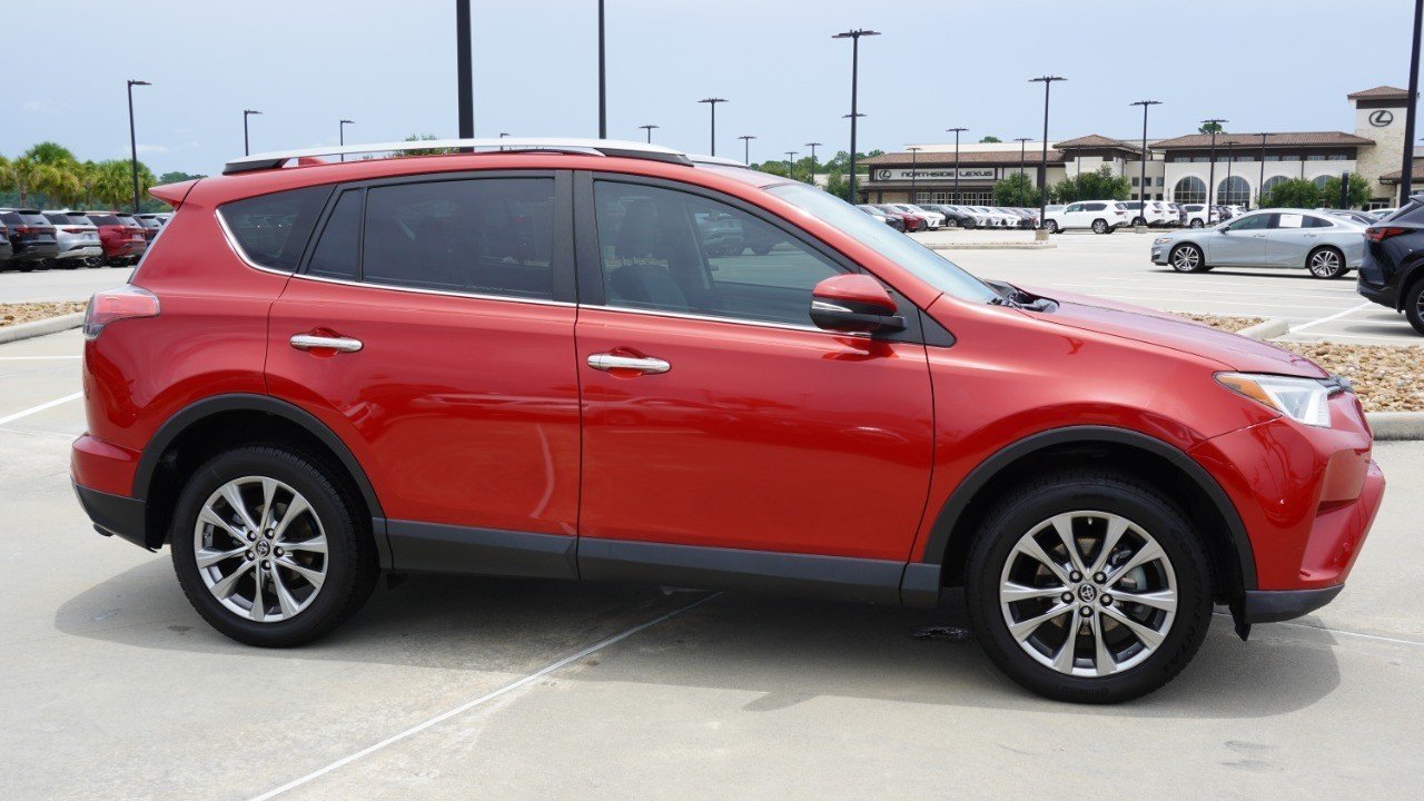 Used 2017 Red Toyota Limited image 4
