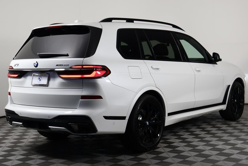 New 2027 Mineral White Metallic BMW xDrive40i image 2