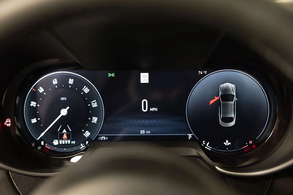 New 2026 Milano White Exterior Paint Alfa Romeo Veloce image 24