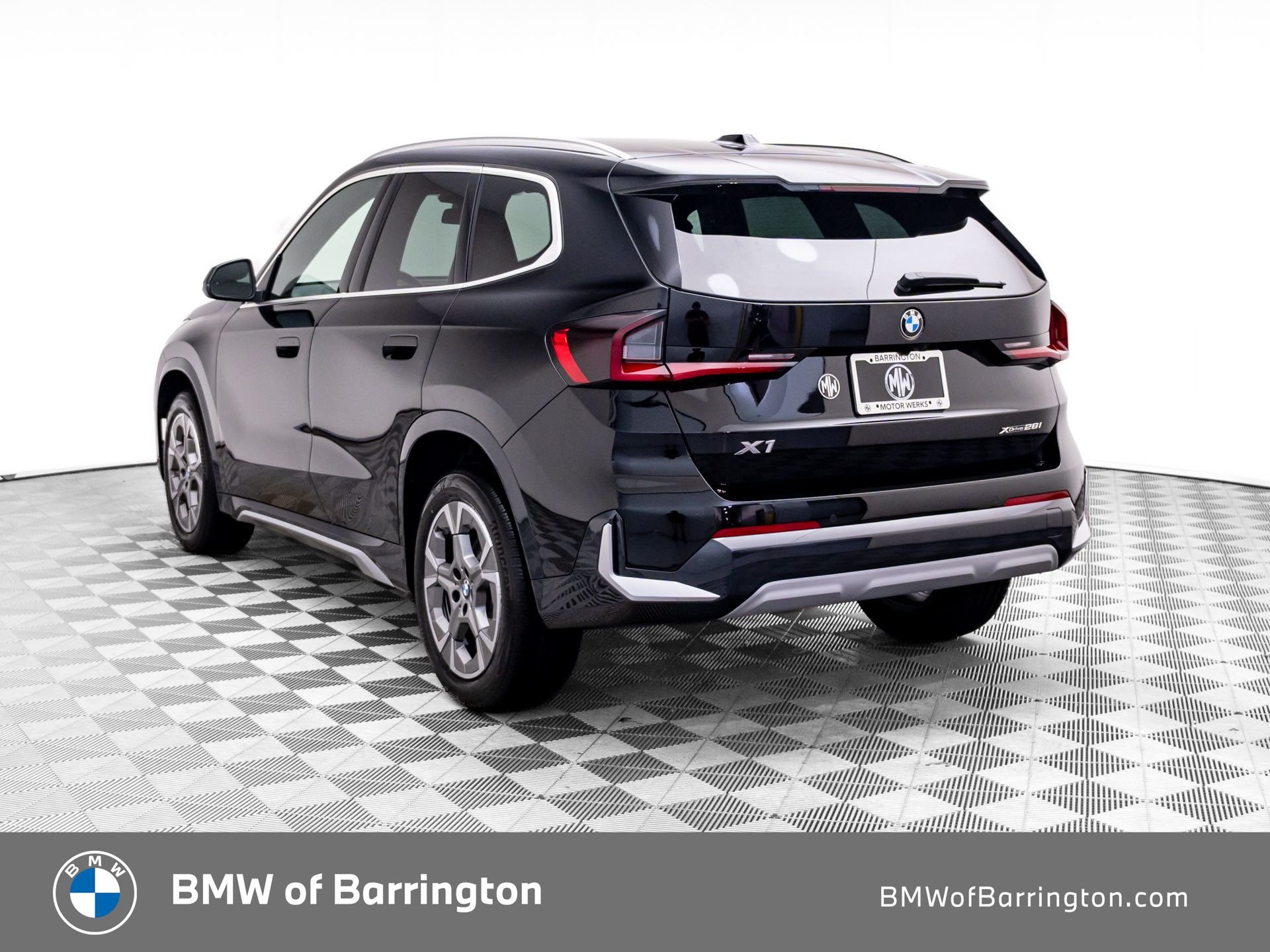 New 2027 Jet Black BMW xDrive28i image 3