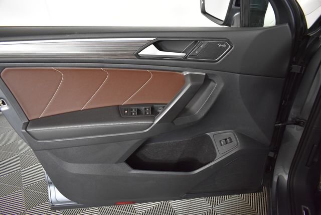 2024 Volkswagen Tiguan SEL R-LINE - Photo 29