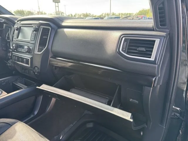 Used 2019 Magnetic Black Nissan SL image 62
