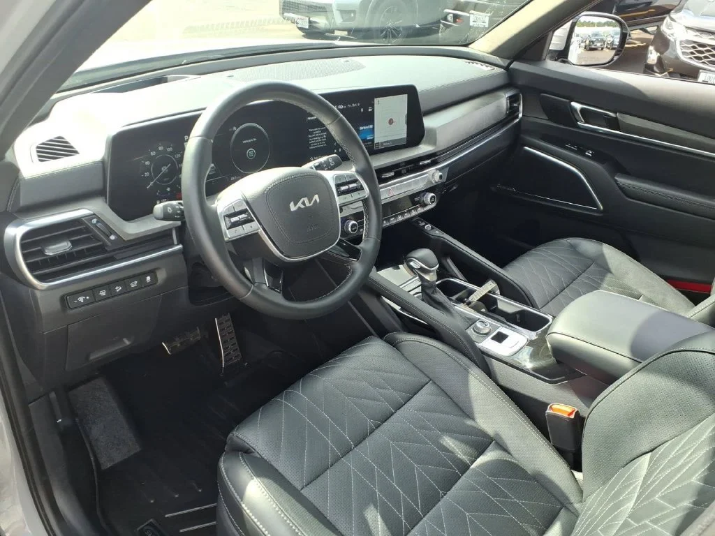 Used 2024 Gray Kia SX-Prestige X-Line image 19