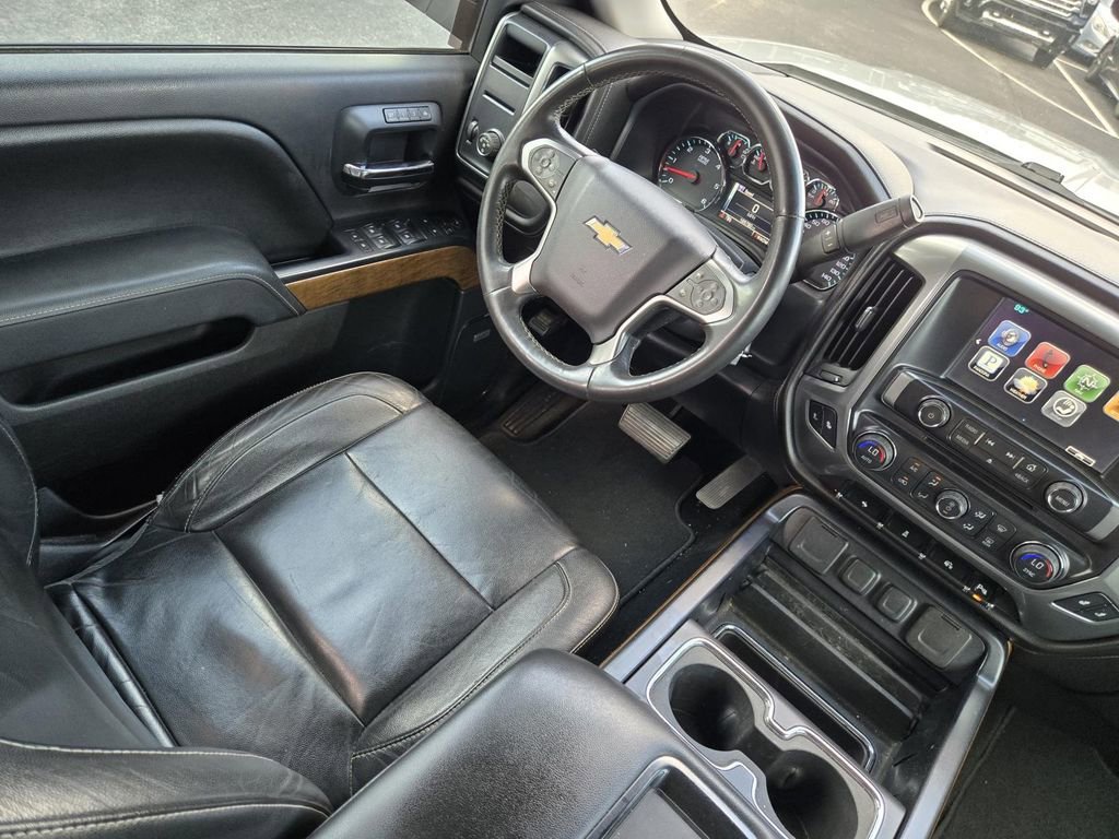 Used 2014 SILVER ICE METALLIC Chevrolet LTZ image 17