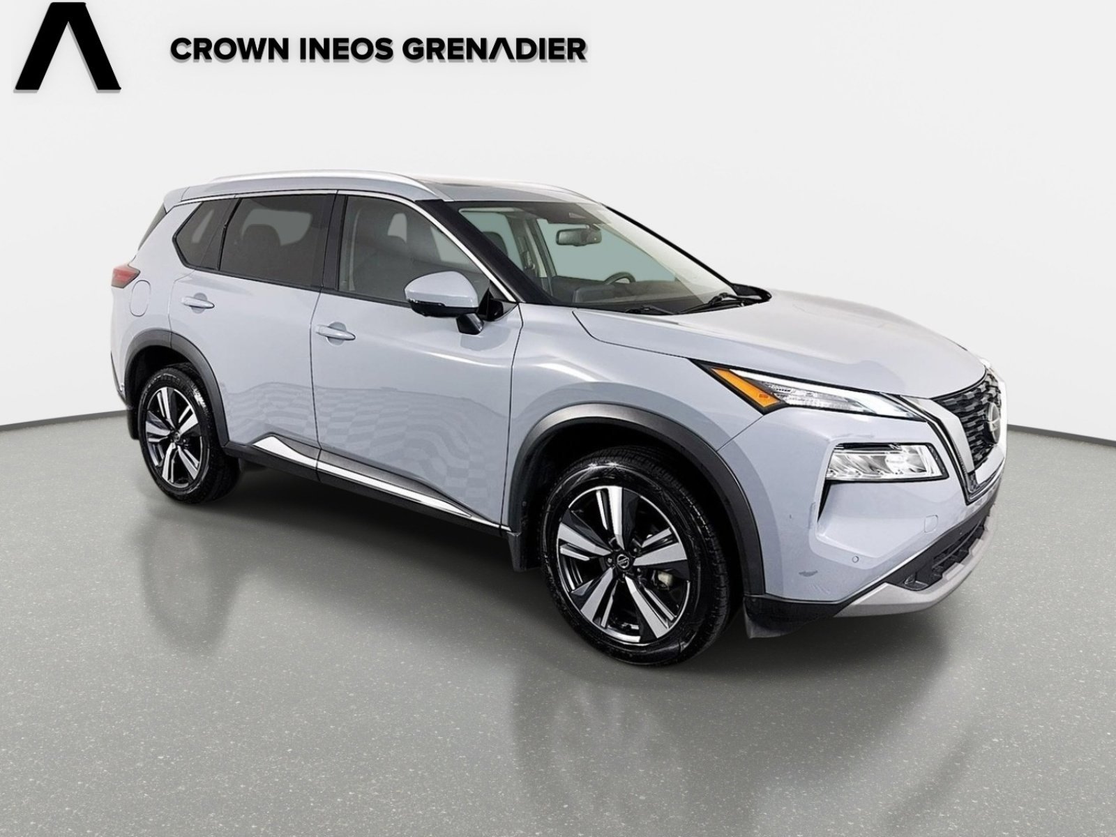Used 2021 Boulder Gray Pearl Nissan SL image 3