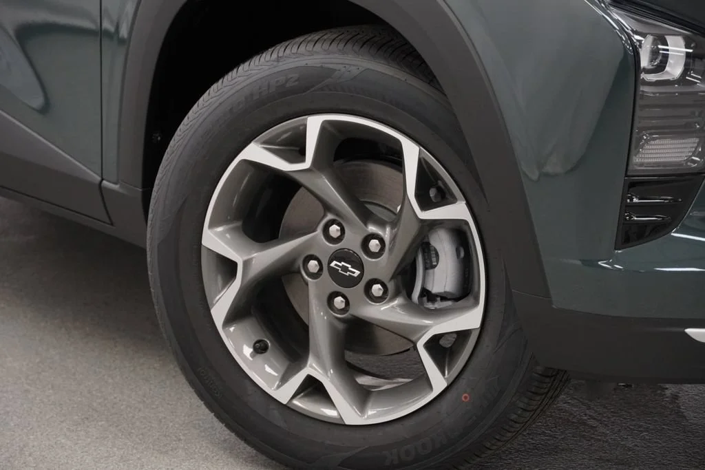 New 2026 Cypress Gray Chevrolet LT image 31