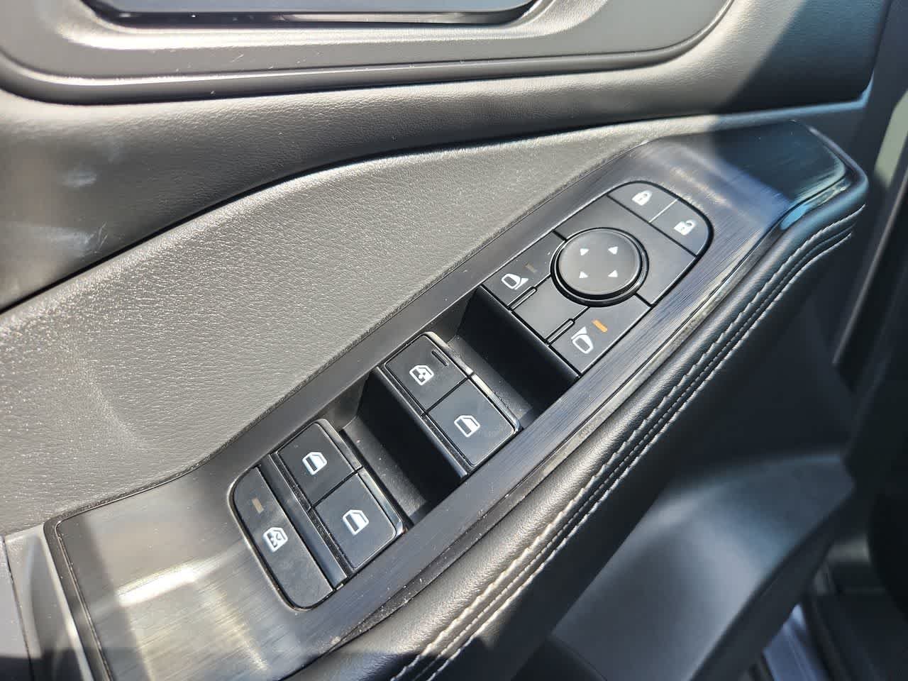 Used 2022 Gun Metallic Nissan SV image 11