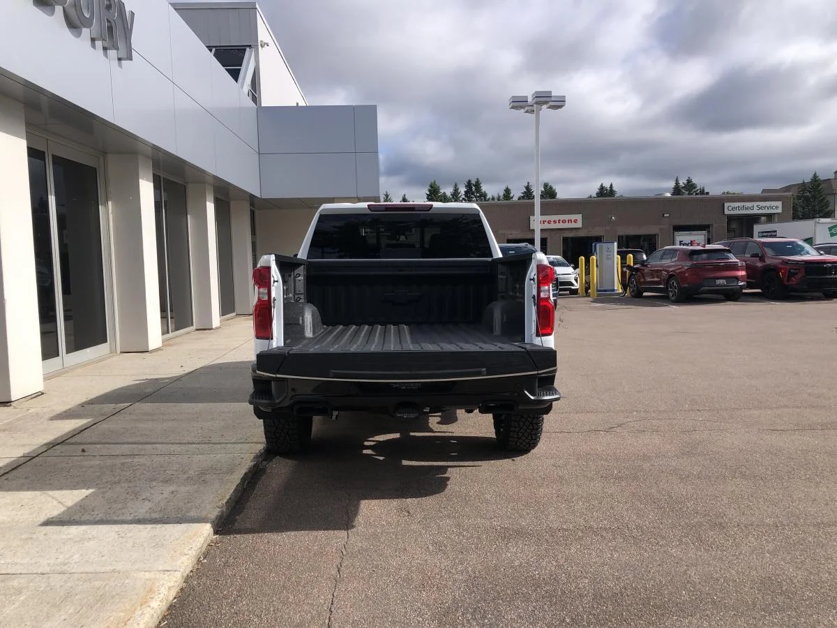 New 2026 White Chevrolet 4wd Crew Cab 147" Lt image 7