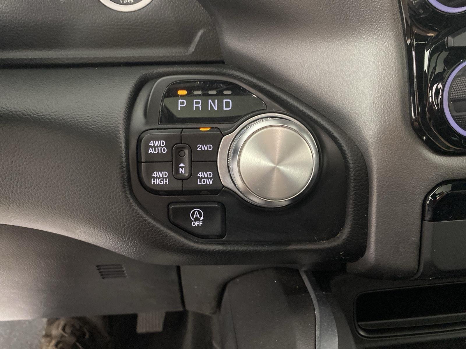 Used 2021 Diamond Black Crystal Pearlcoat Ram Laramie image 21