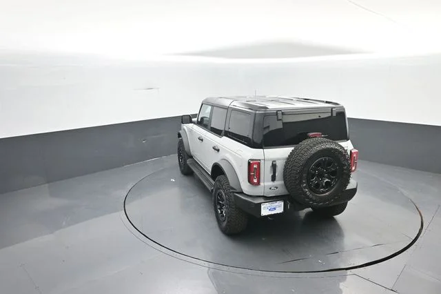 New 2026 Avalanche Gray Ford Outer Banks® image 24