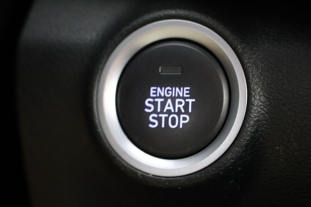 Used 2023 Gray Hyundai SEL image 17