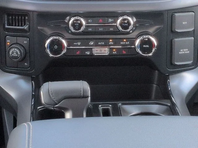 New 2026 Carbonized Gray Metallic Ford XLT image 18