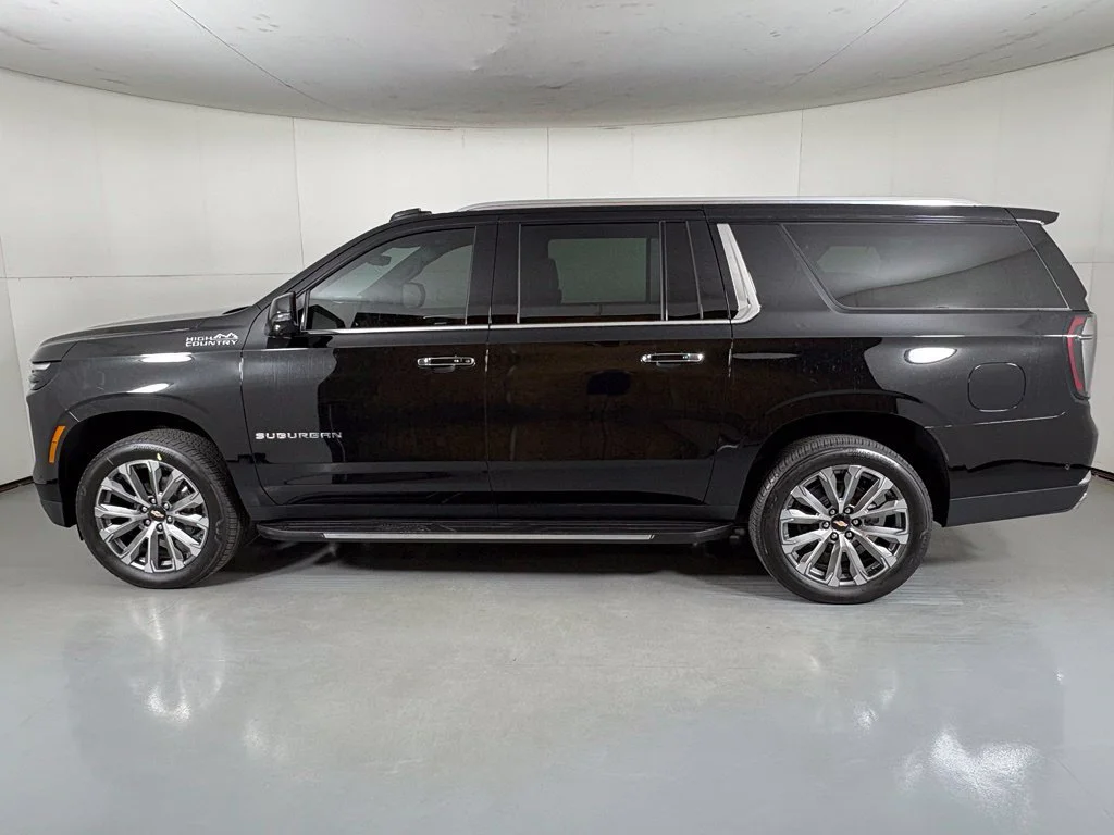 2026 Chevrolet Suburban High Country - Photo 6