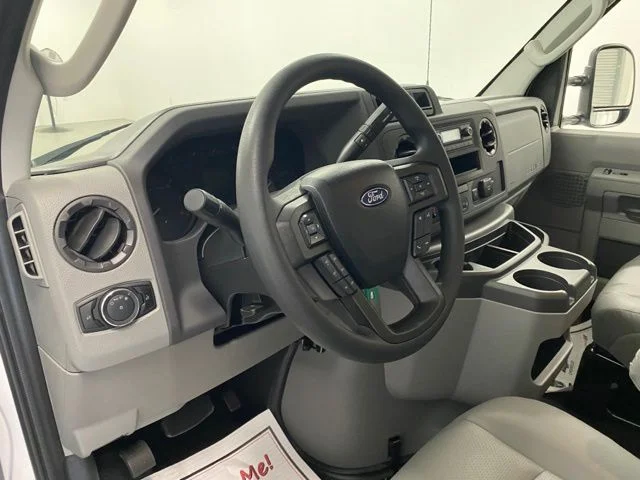 New 2025 White Ford Base image 15