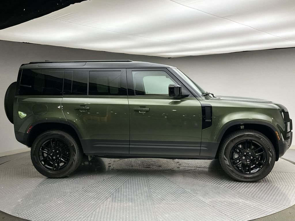 New 2026 Woolstone Green LAND ROVER S image 4