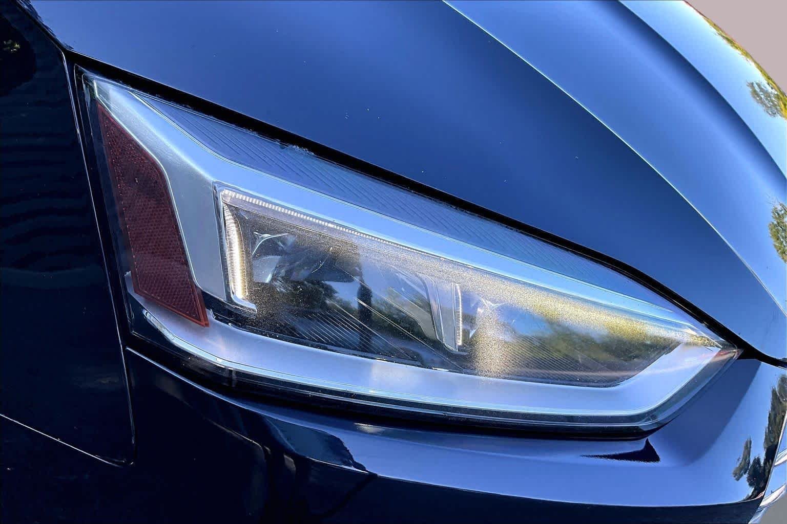 Used 2018 Moonlight Blue Metallic/Black Roof Audi Premium Plus image 27