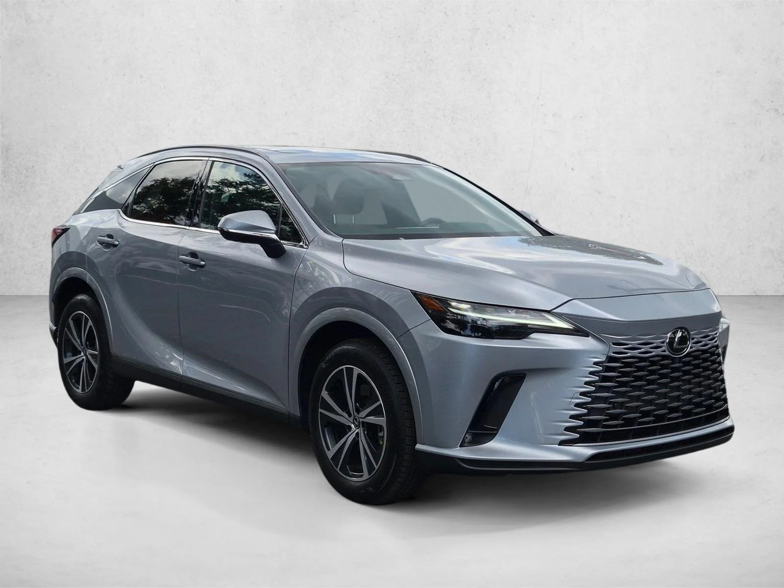 Certified Used 2025 Iridium Lexus PREMIUM image 3