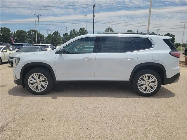 New 2026 Glacier White Tricoat GMC Elevation image 2