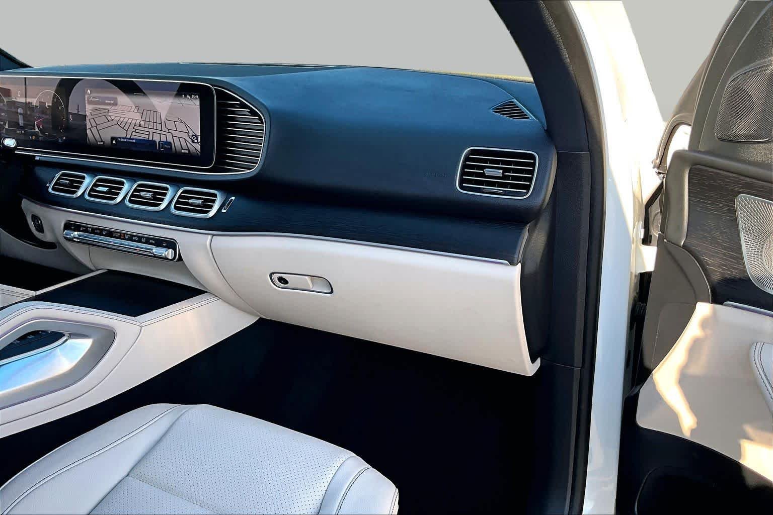 Used 2025 Polar White Mercedes-Benz GLE 350 image 19