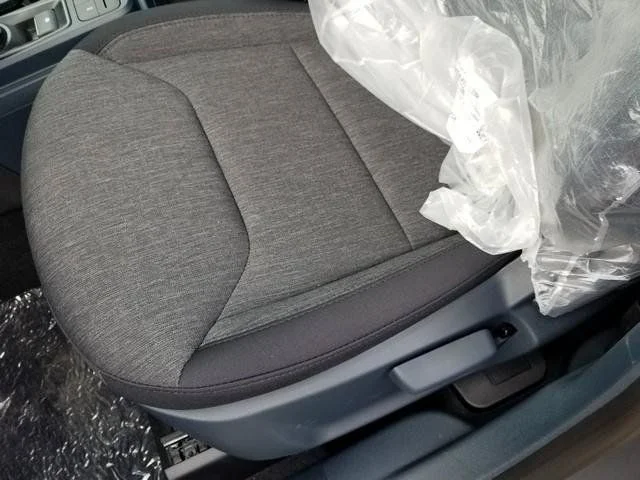 New 2026 Carbonized Gray Metallic Ford XLT image 14
